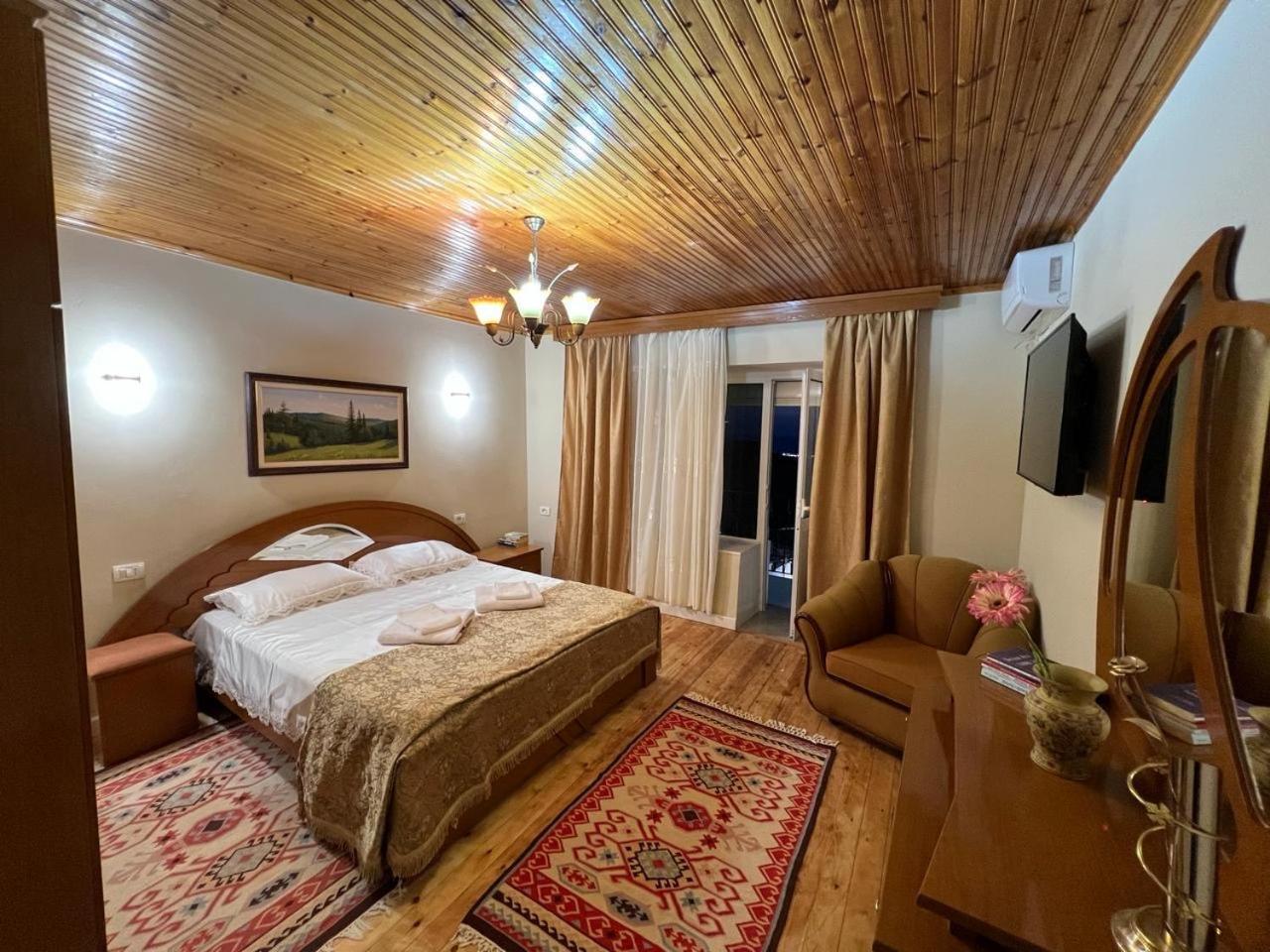 Garden Villa Guni Krujë 외부 사진