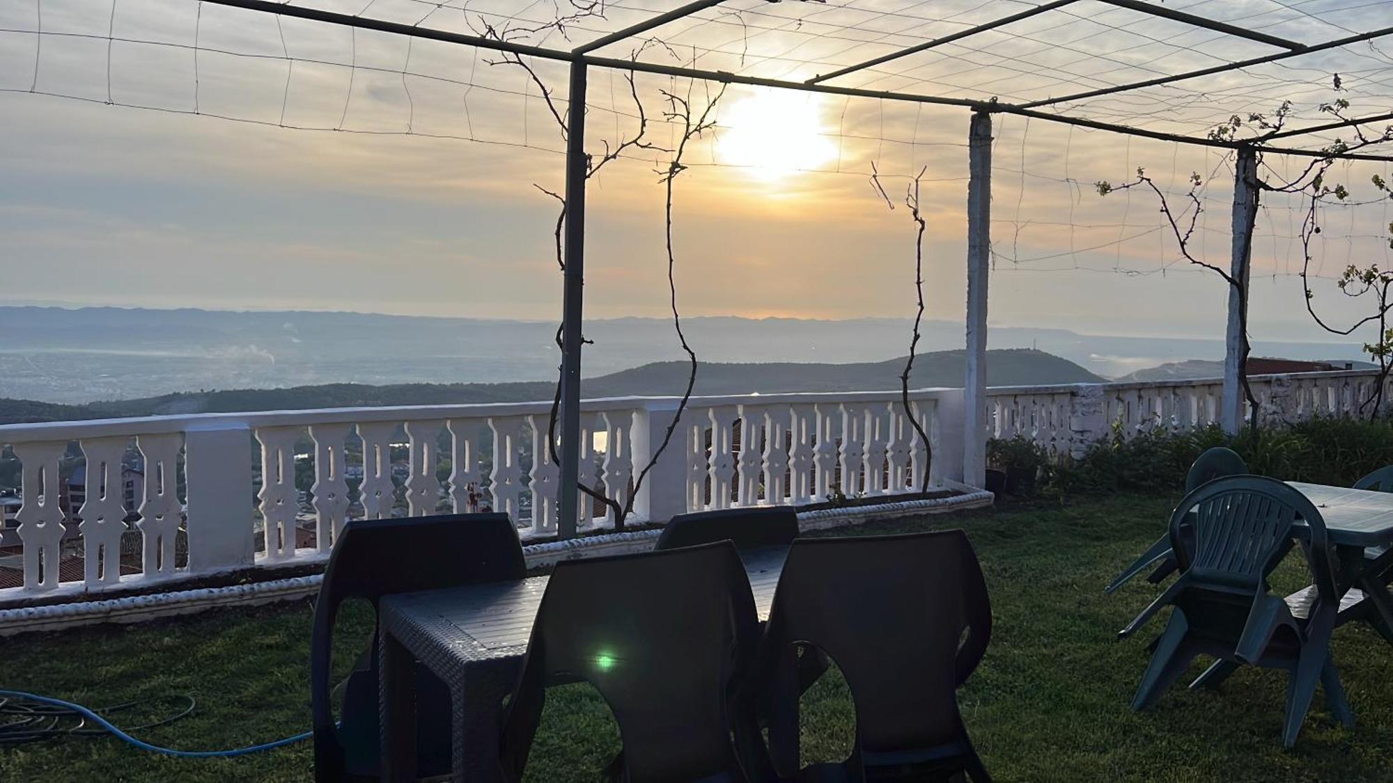 Garden Villa Guni Krujë 외부 사진